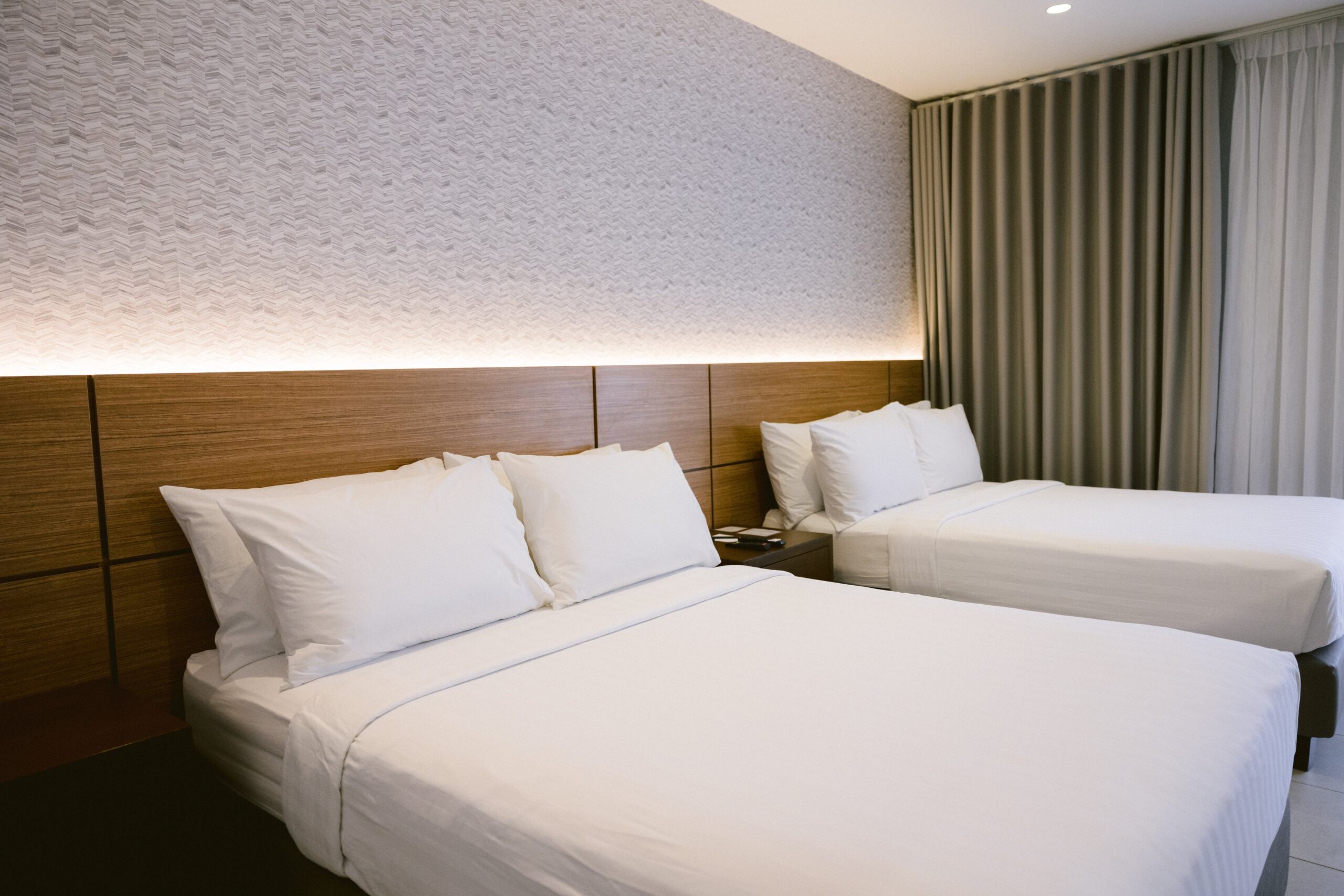 Superior Twin Room (2)